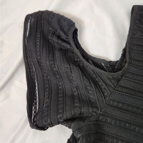 Cynthia Steffe Carolyn Cold Shoulder Shift Dress - Picture 7 of 9